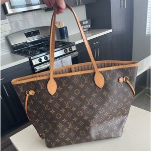 Louis Vuitton Neverfull MM